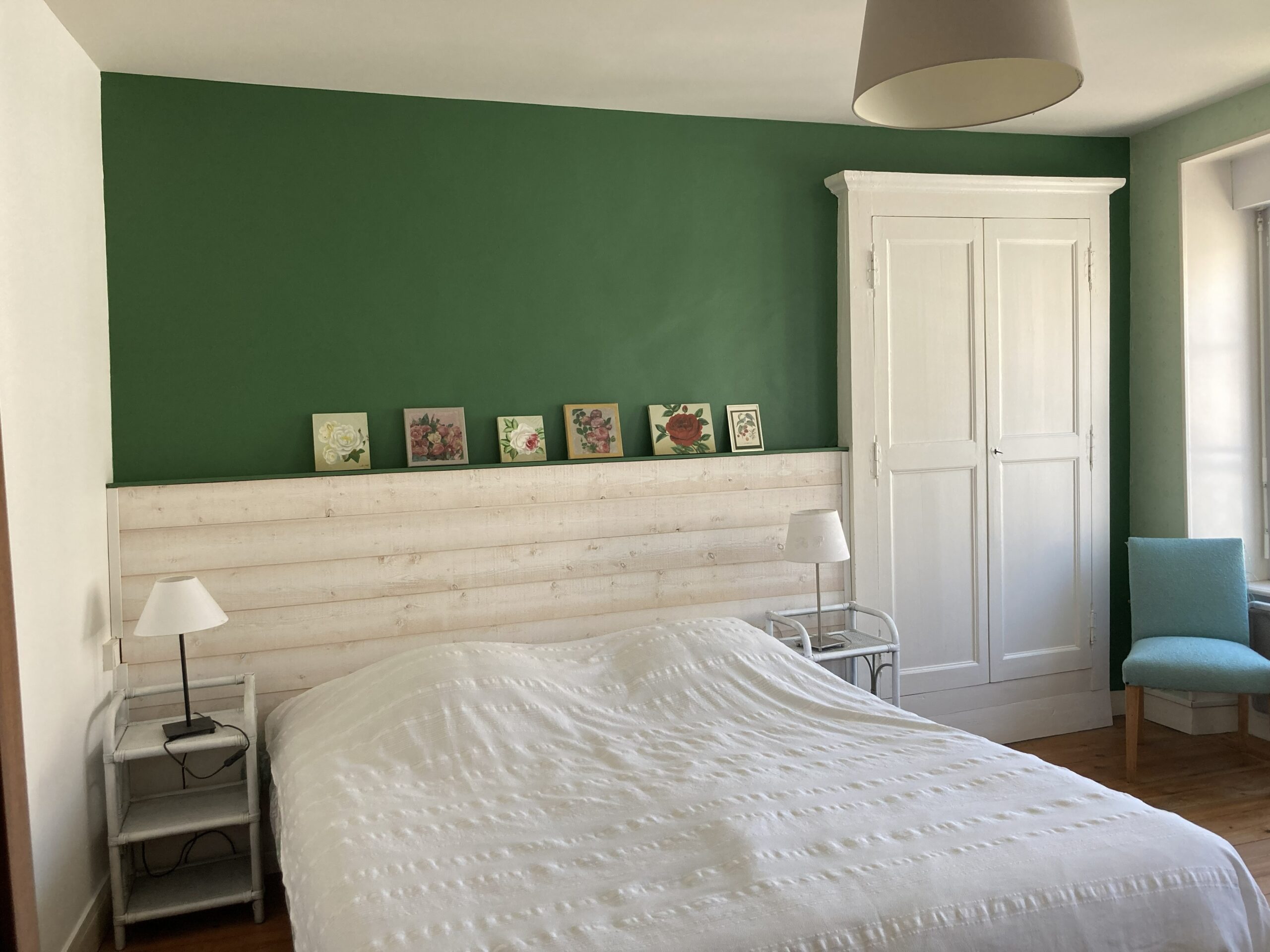 Chambre verte avec un lit double 160 X 200 (2 lits de 80 X 200)